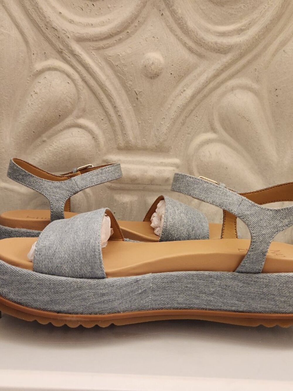 Naturalizer "Zane" Light Blue Denim Sandals. NIB. Size Various - Picture 5 of 10